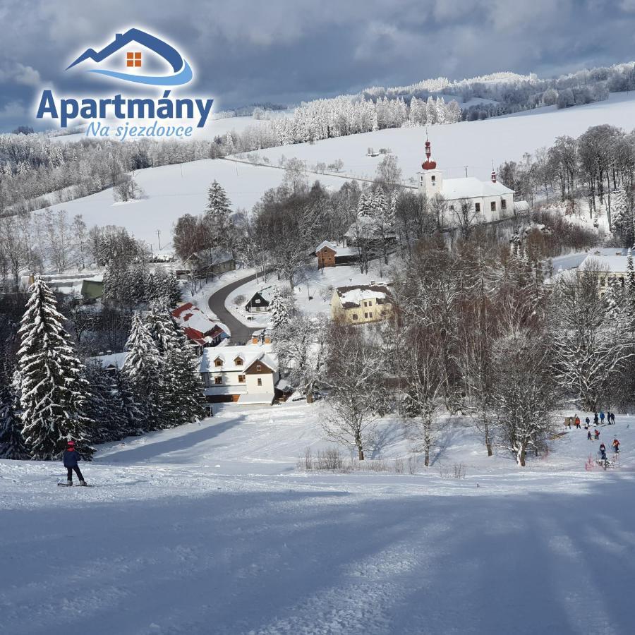 Apartmany Na Sjezdovce Sedlonov ภายนอก รูปภาพ